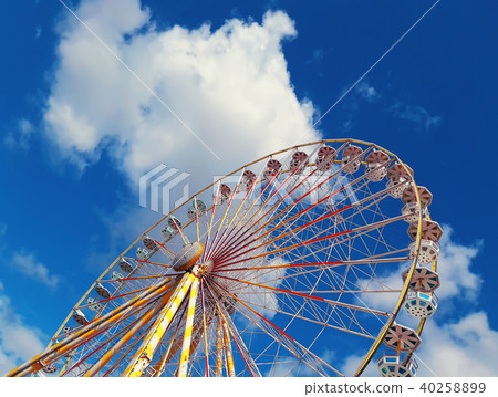 ferris wheel 40258899