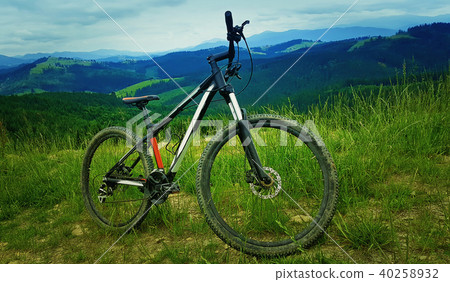 mount bike 40258932