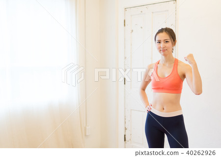 做瑜伽的女人 40262926