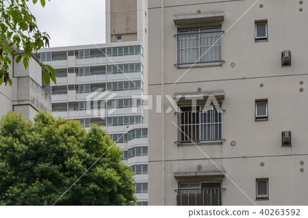 Apartment complex Apartment complex 40263592
