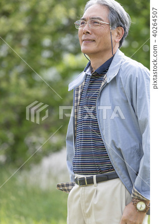 Image of senior, male, one person, smile 40264507