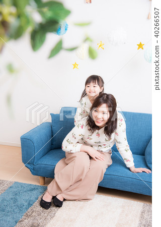 生活方式母親女孩 生活方式母親女孩 40266507