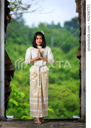 Woman with Thai Traditional Dress King Rama 5 Woman with Thai Traditional Dress King Rama 5 40266751