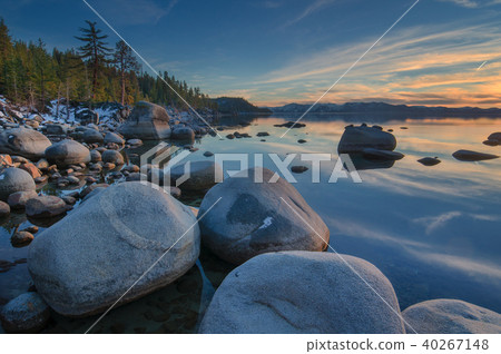 North Lake Tahoe in California North Lake Tahoe in California 40267148
