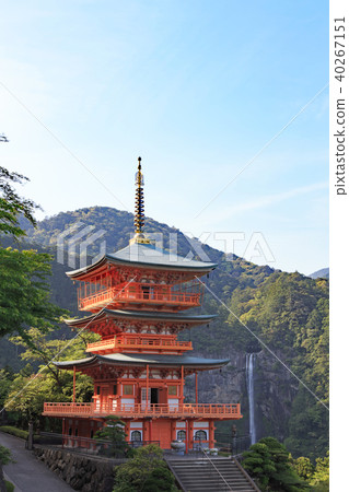 三塔和納奇瀑布 40267151