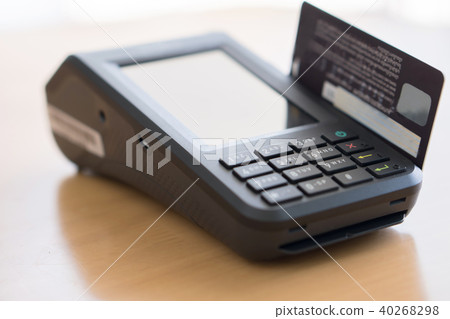 Credit card reader 40268298