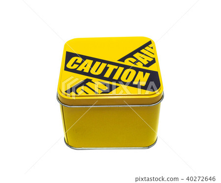 ashtray and cigarette isolated on white background ashtray and cigarette isolated on white background 40272646