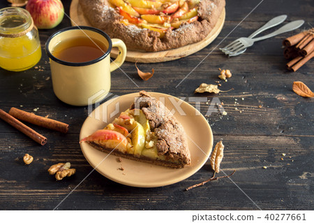 Autumn breakfast with apple pie 40277661
