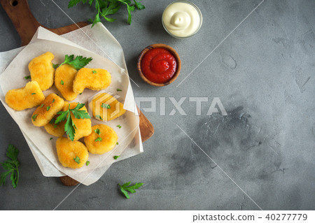 Chicken nuggets 40277779