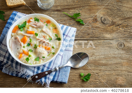 Chicken and Wild Rice Soup Chicken and Wild Rice Soup 40278618
