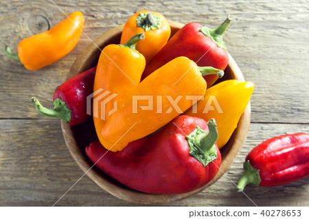 organic bell peppers 40278653