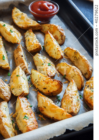 Baked potato wedges Baked potato wedges 40279622