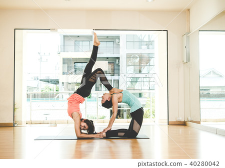 Asia people lifestyle practicing training Asia people lifestyle practicing training 40280042