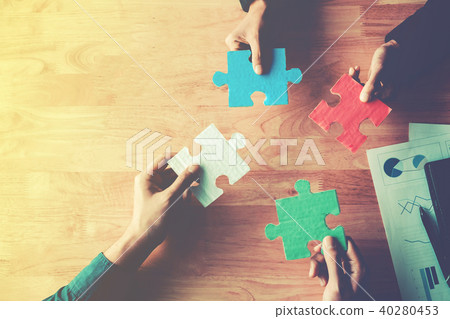 Teamwork meeting Business Jigsaw Puzzle solution Teamwork meeting Business Jigsaw Puzzle solution 40280453