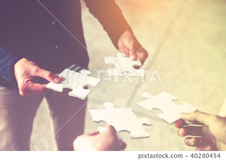 Teamwork meeting Business Jigsaw Puzzle solution Teamwork meeting Business Jigsaw Puzzle solution 40280454