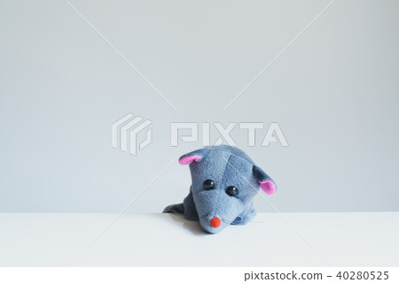 動物木偶老鼠被充塞的玩具 動物木偶老鼠被充塞的玩具 40280525