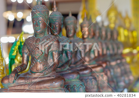 Old statue buddha Old statue buddha 40281834