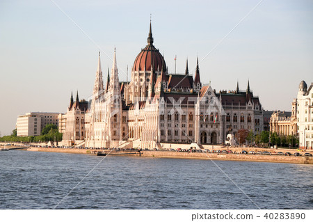 The Hungarian Parliament Building 40283890