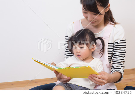 Story telling 40284735