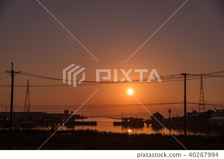 Sunset at Miike Port, World Heritage Site in Kyushu Sunset at Miike Port, World Heritage Site in Kyushu 40287994