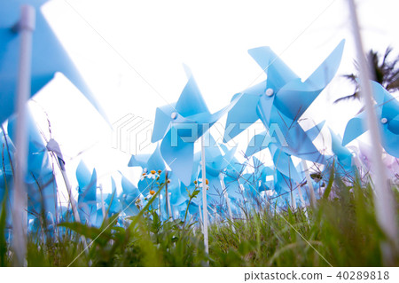 Riverside park windmill 40289818