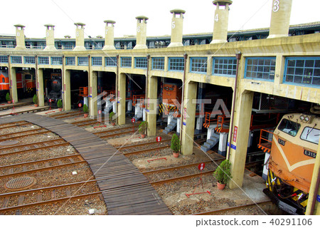 Round house of Changhua Fan-shaped garage 40291106