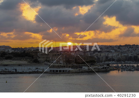 Valletta, Malta sunset in the capital. 40291230