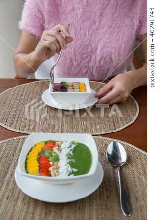 Healthy breakfast concept 40291743