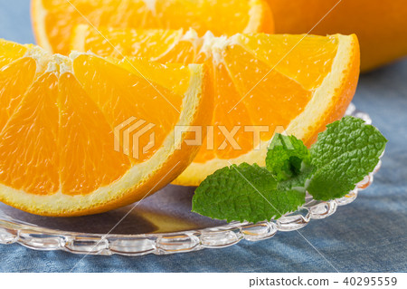 Navel Orange 40295559