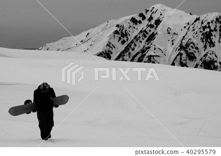 Northern Alps and Snowboarders Northern Alps and Snowboarders 40295579