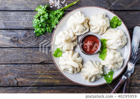 Georgian dumplings Khinkali with meat 40295959