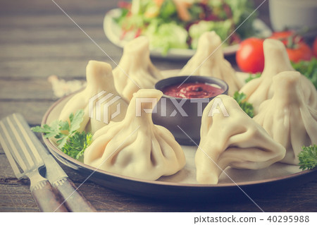 Georgian dumplings Khinkali with meat 40295988