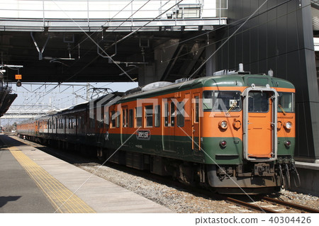 Takasaki district 115 series train (end of the year with with retirement decoration) 40304426