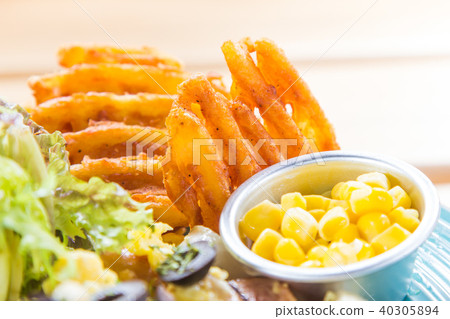 fried potato fried potato 40305894