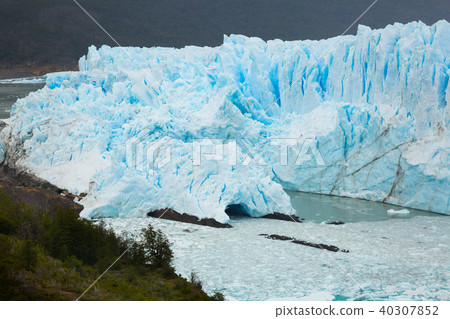Glacier Perito Moreno and mountains Glacier Perito Moreno and mountains 40307852