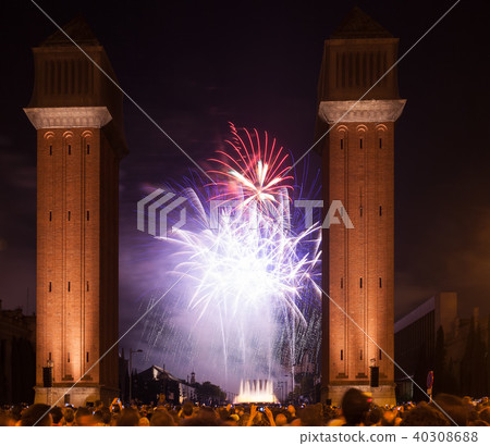 Fireworks of La Merce Festival in night Fireworks of La Merce Festival in night 40308688