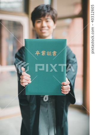 畢業 男人 男 40312605