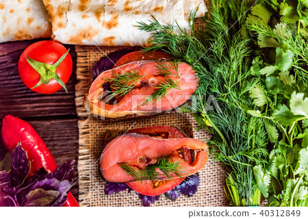 Tasty smoked salmon sandwiches with rye bread 40312849