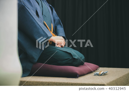 comic storytelling, rakugo, dais 40312945