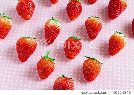 Polka dot background and strawberry Polka dot background and strawberry 40314846