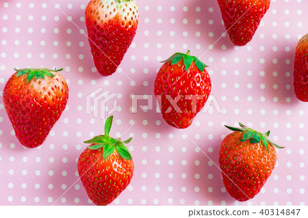 Polka dot background and strawberry Polka dot background and strawberry 40314847