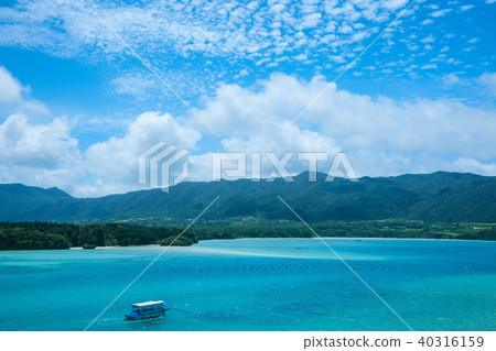 Ishigakijima Kawahira Bay 40316159