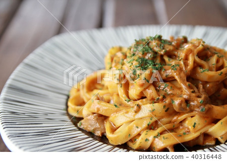 Homemade flat pasta bolognese Homemade flat pasta bolognese 40316448