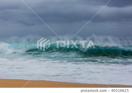 Wave 40316625
