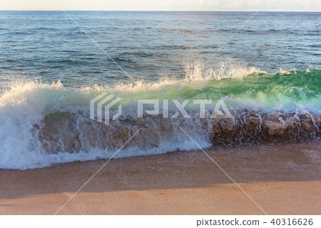 Wave 40316626