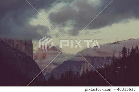 Yosemite 40316633