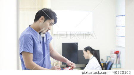Hospital Examination Room Contact Nurse 40320103
