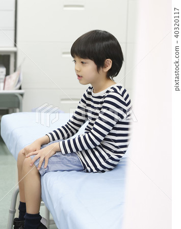 體檢男孩 體檢男孩 40320117