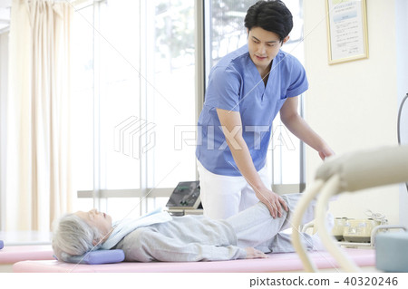 康復高級女子 40320246