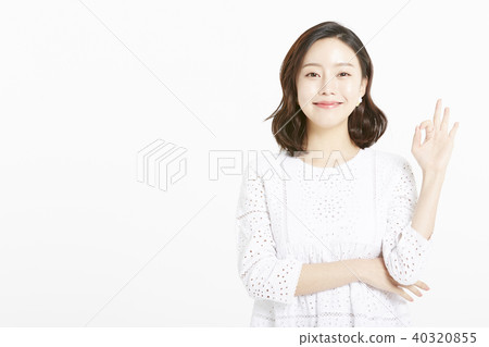 Female portrait series hand sign 40320855